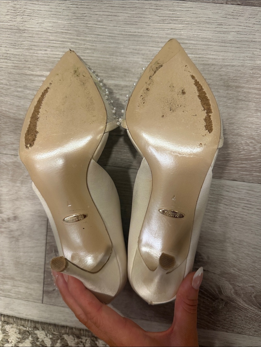 Badgley Mischka Ivory Beaded Floral Pointed-Toe Heels - Picture 4 of 7